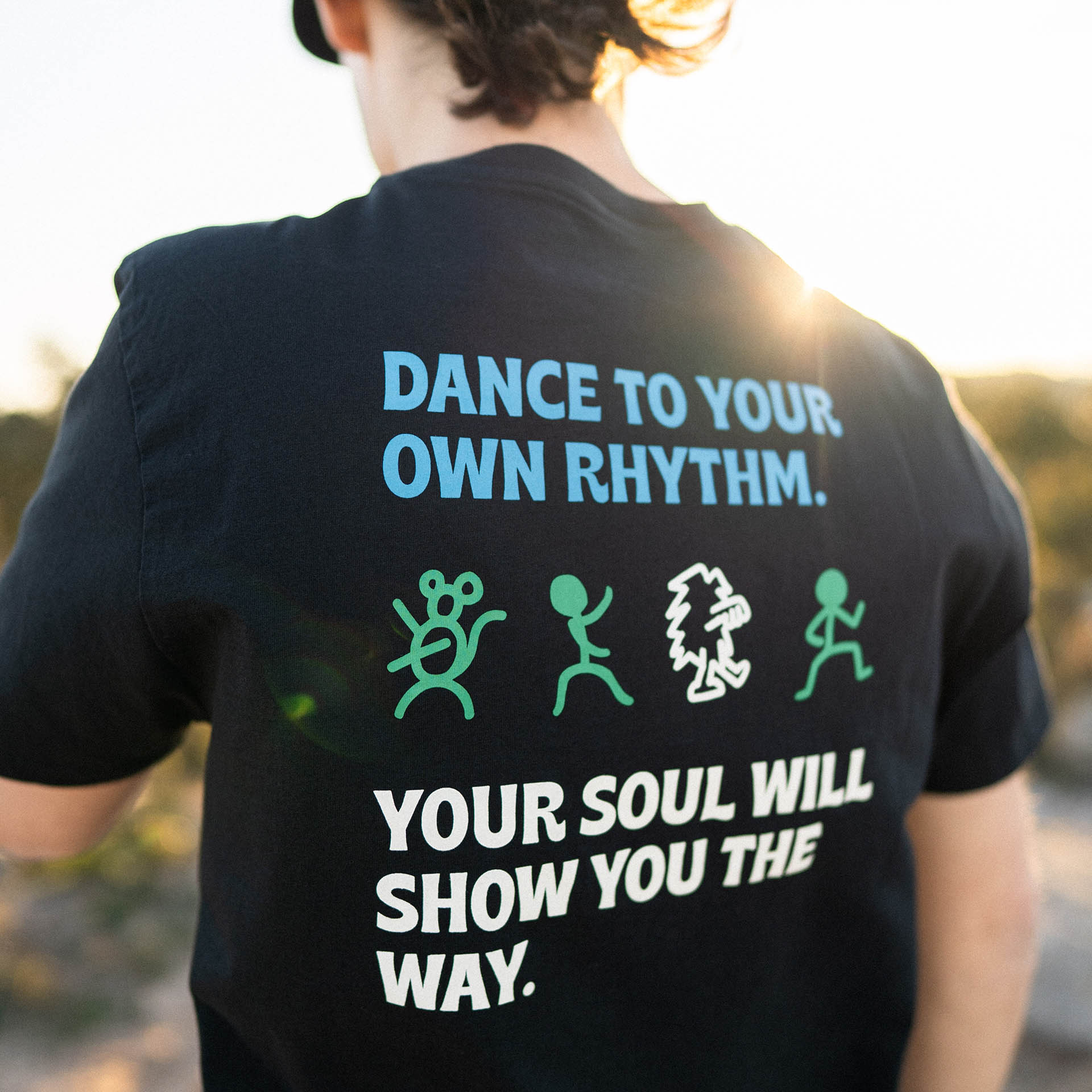 T-shirt regular fit Organic cotton | Black dance your own rhythm