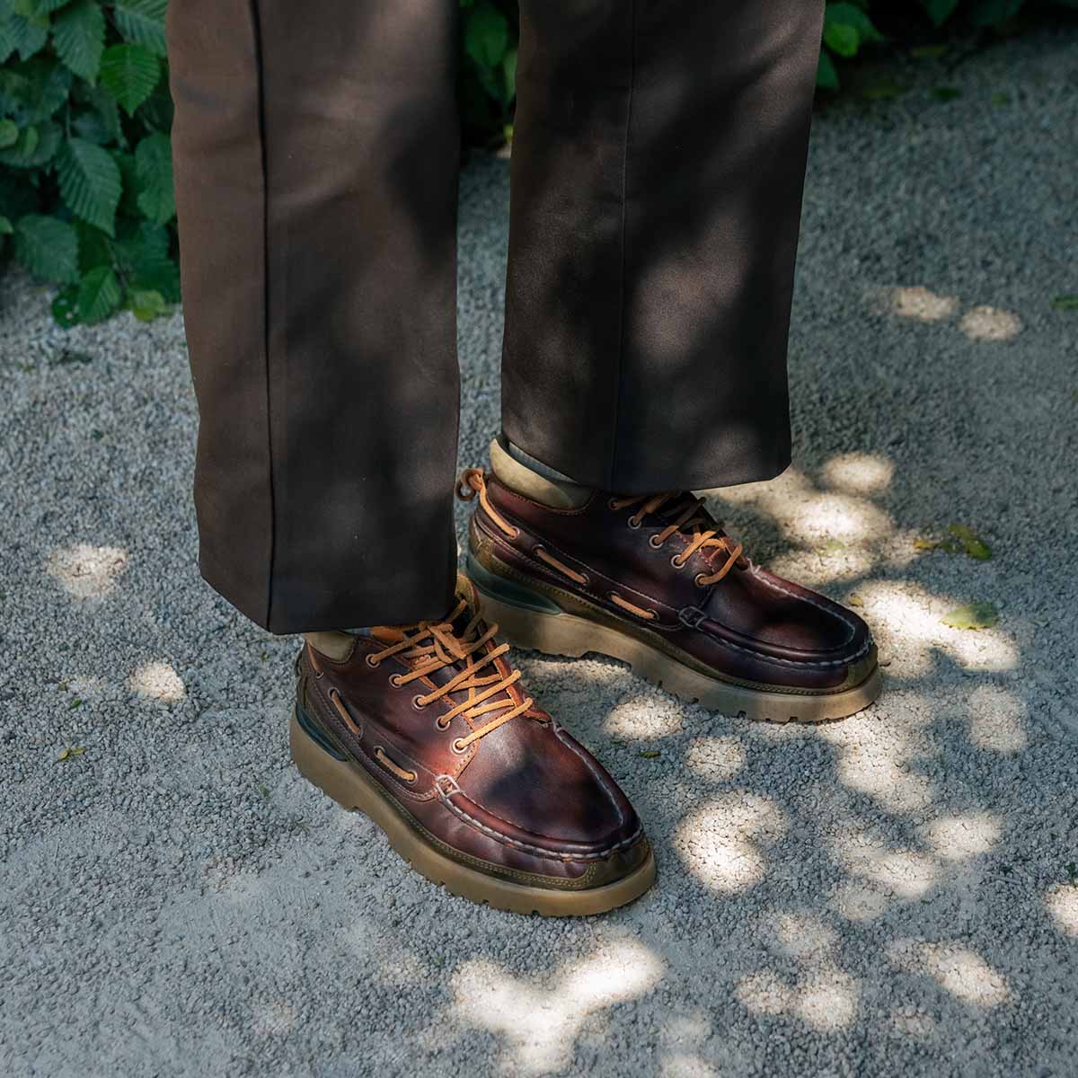 Earth boots store
