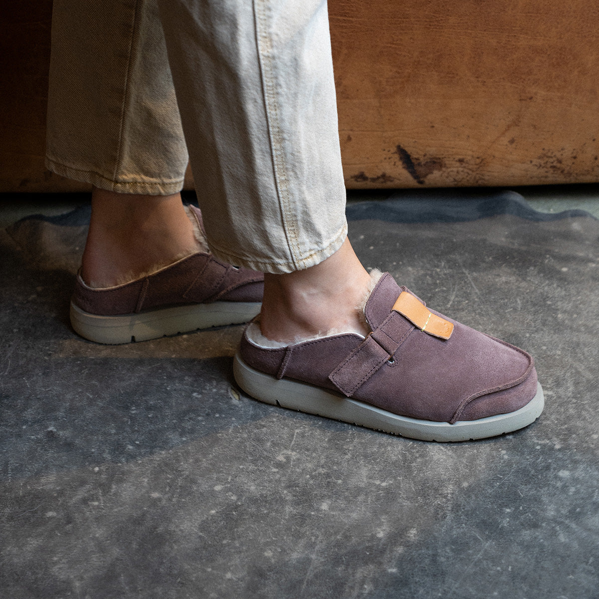 Uwabaki Clog Suede | Jena